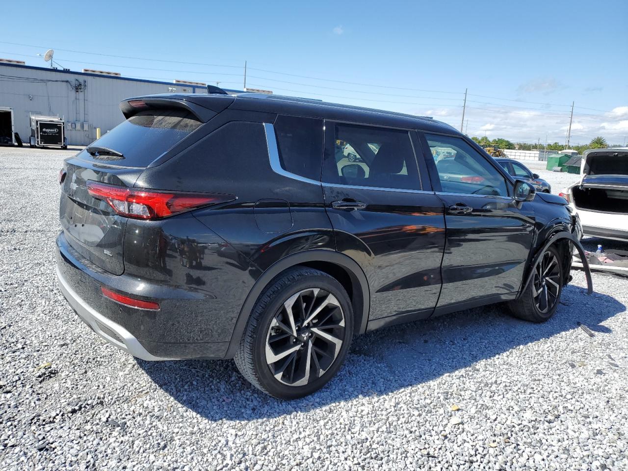 MITSUBISHI OUTLANDER SEL