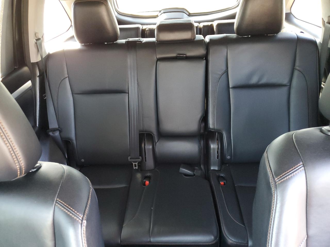 TOYOTA HIGHLANDER XLE