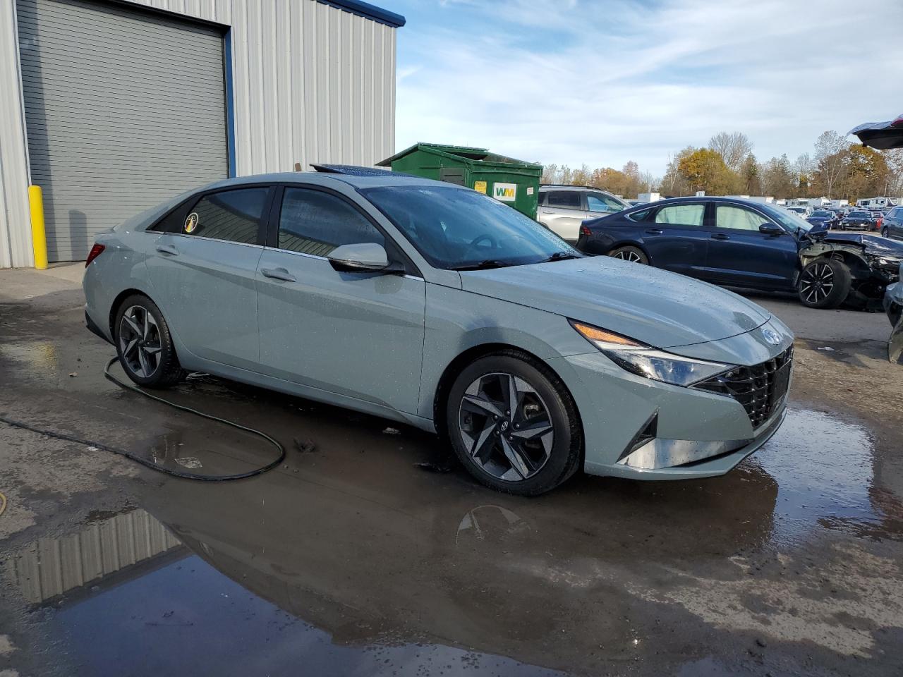 HYUNDAI ELANTRA LIMITED