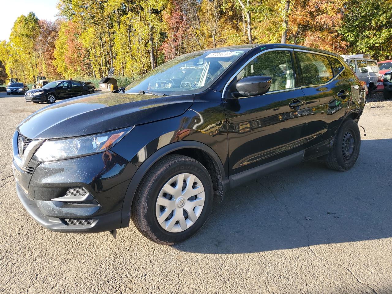 NISSAN ROGUE SPORT S