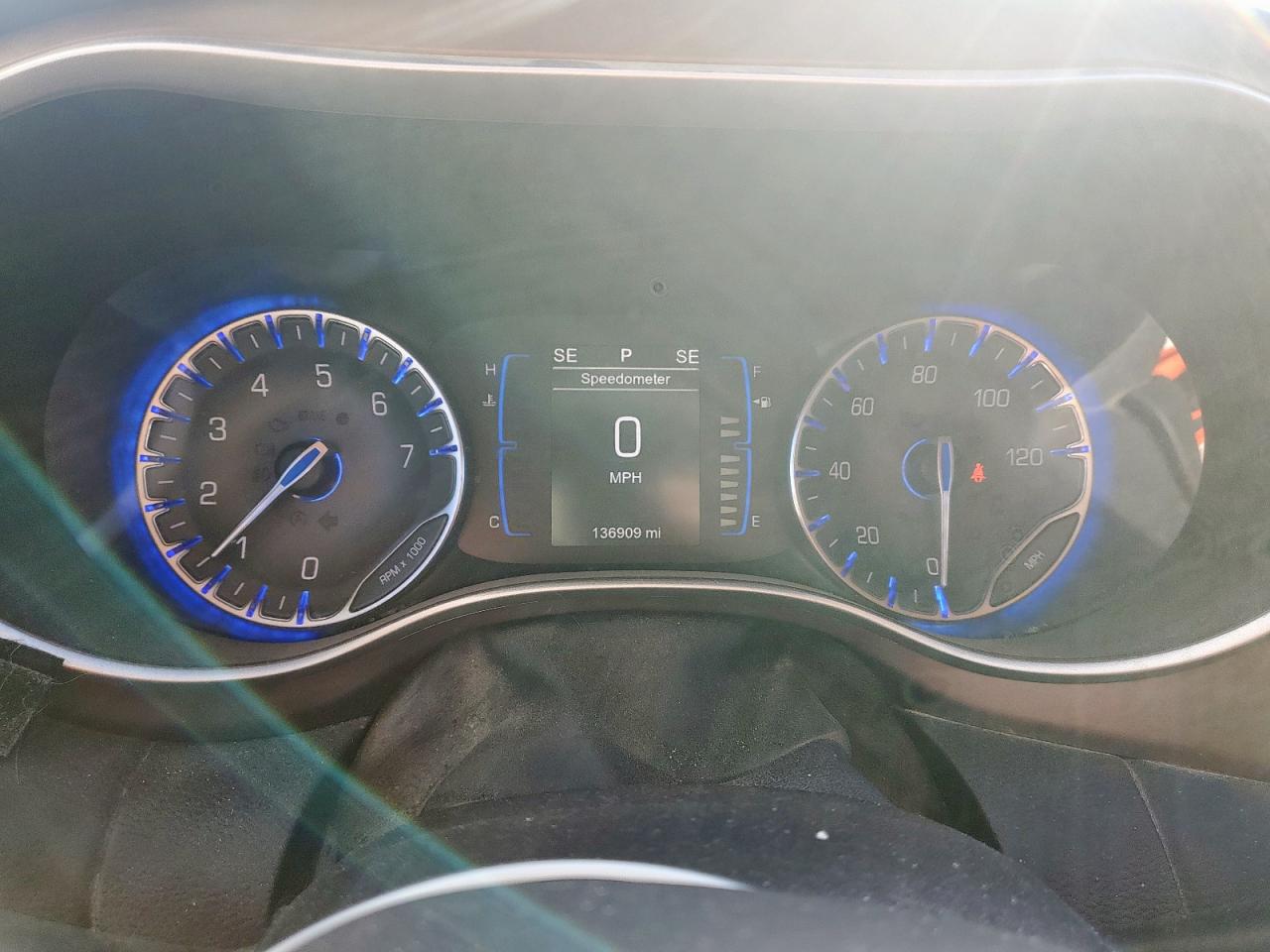 CHRYSLER PACIFICA TOURING