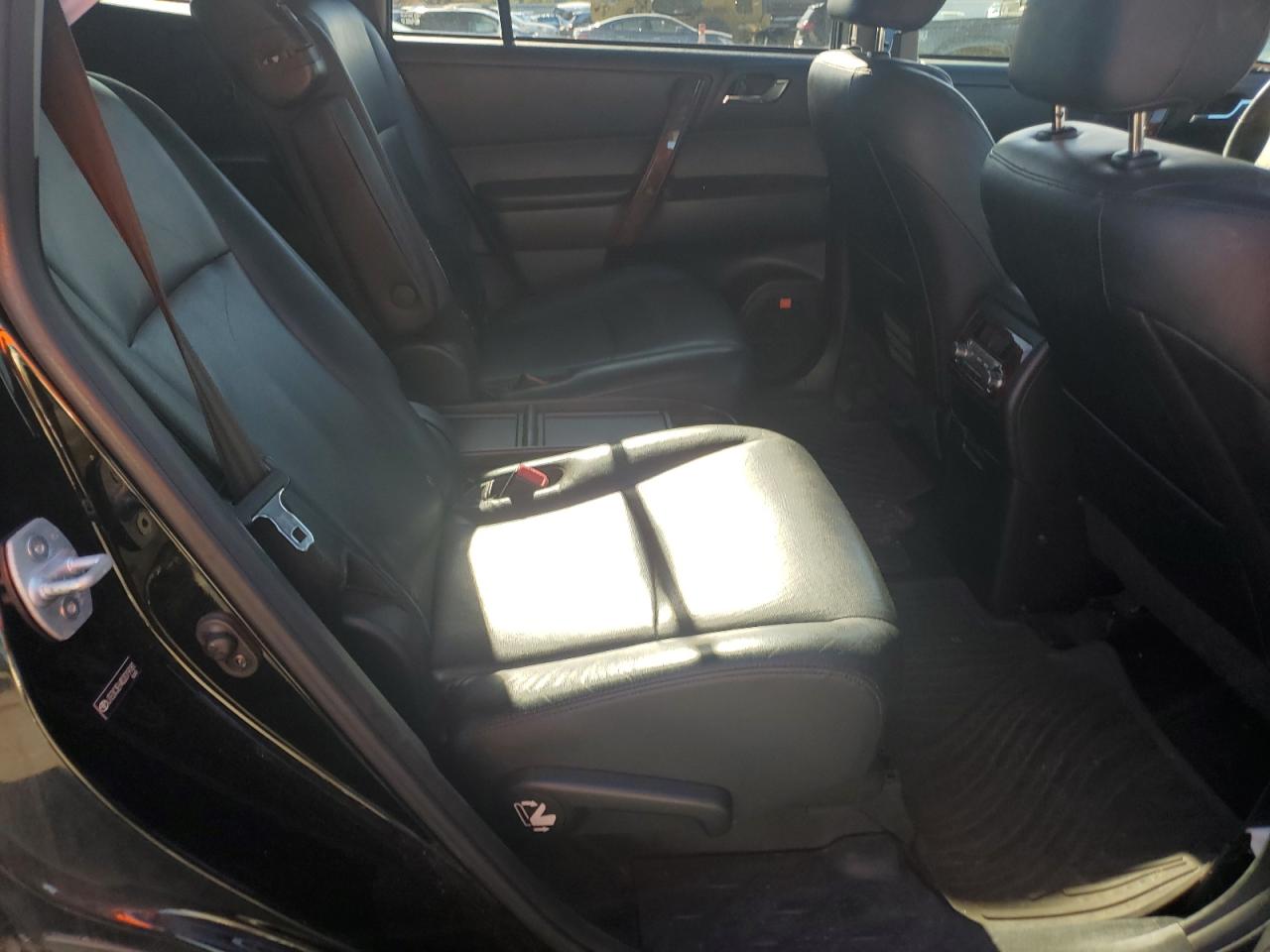 TOYOTA HIGHLANDER HYBRID LIMITED