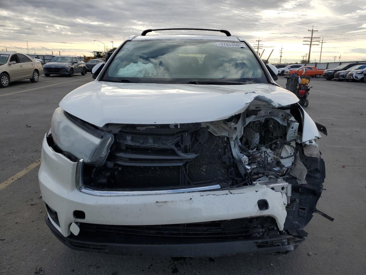 TOYOTA HIGHLANDER XLE