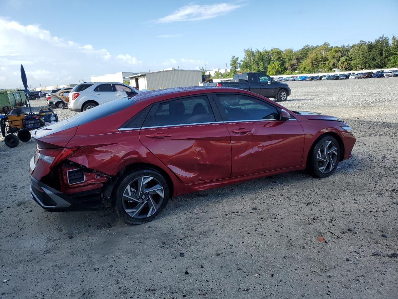 HYUNDAI ELANTRA LIMITED