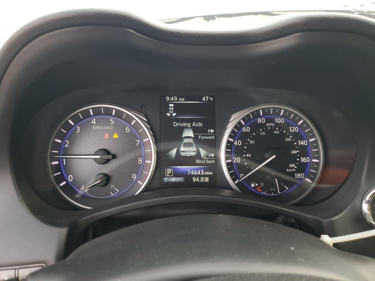 INFINITI Q60 PREMIUM