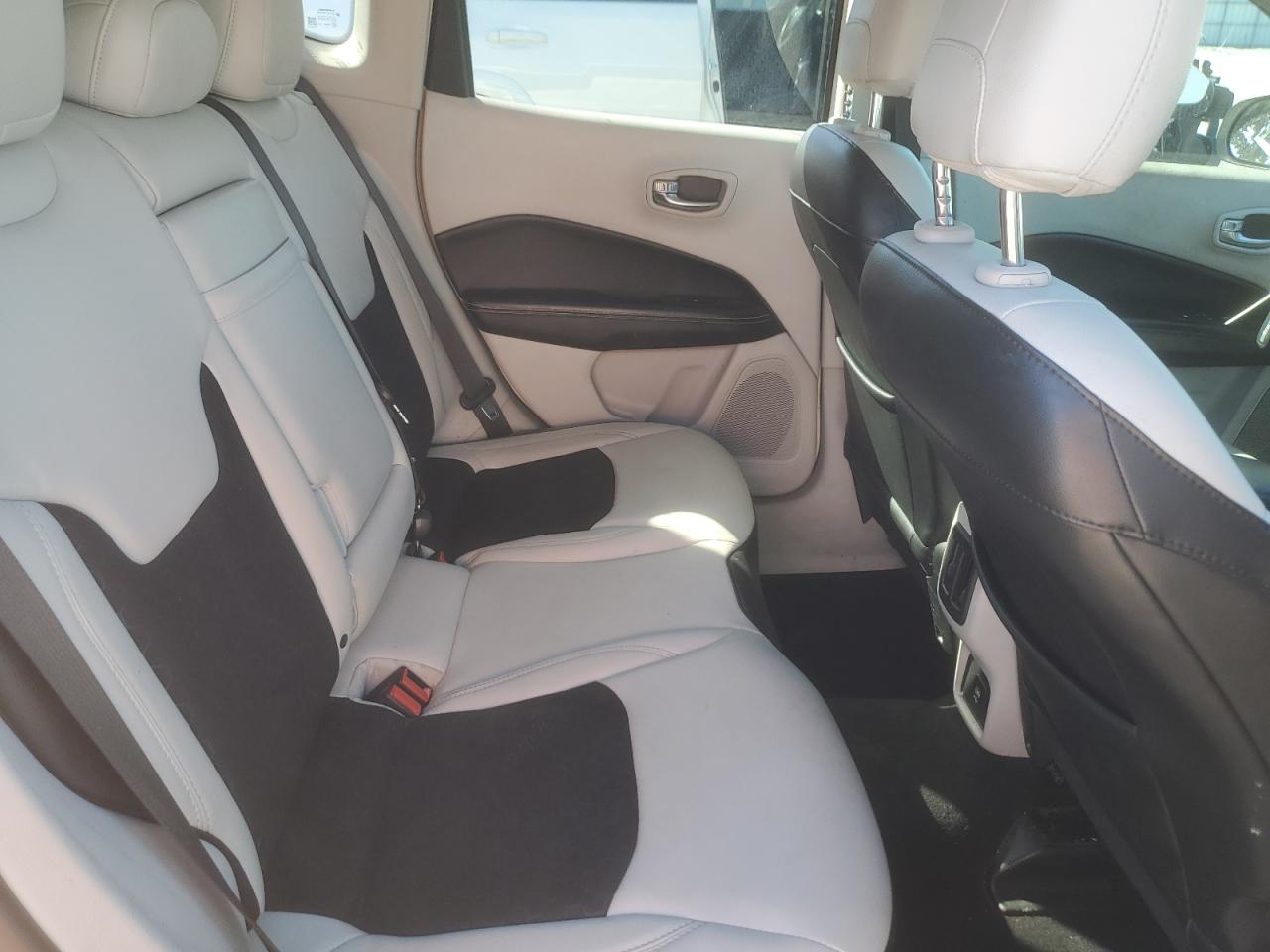 JEEP COMPASS LATITUDE