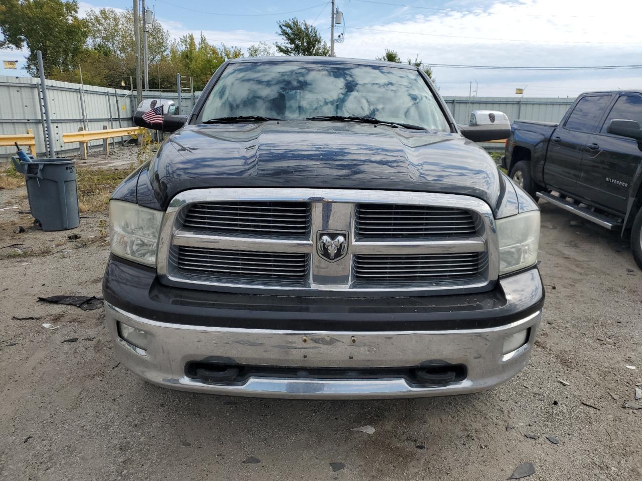 DODGE RAM 1500 SLT