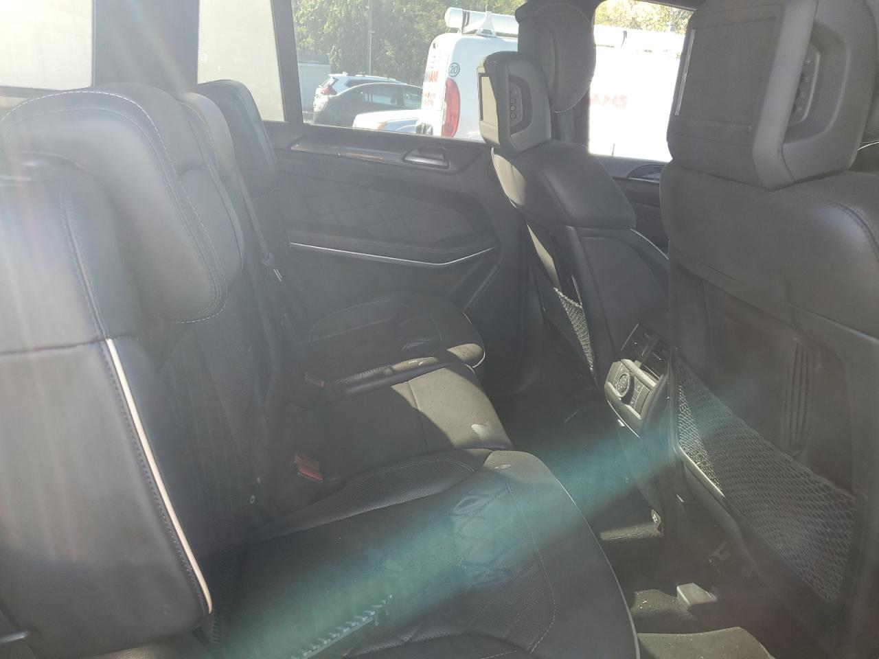 MERCEDES-BENZ GL-CLASS 550 4MATIC