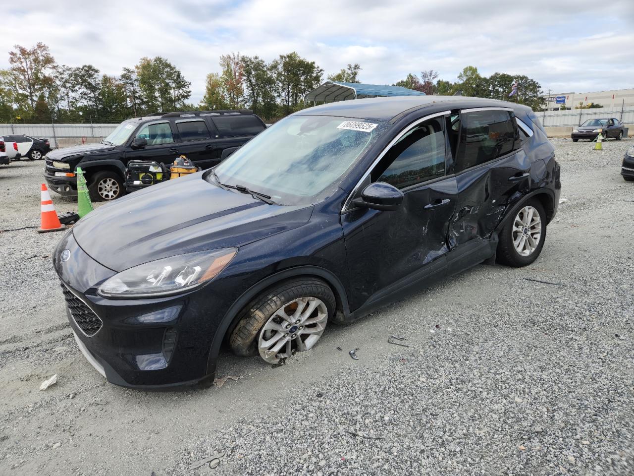 Lot #3292385281 2021 FORD ESCAPE SE