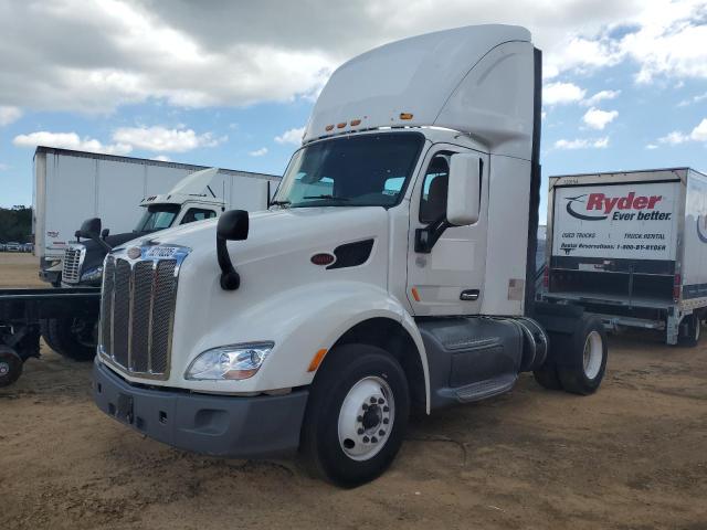 2018 PETERBILT TRACTOR 579 #3261270934