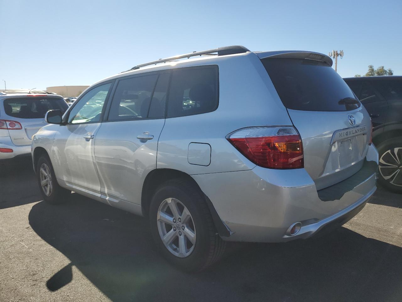 TOYOTA HIGHLANDER
