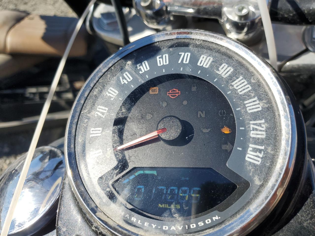 Lot #3275511710 2019 HARLEY-DAVIDSON FLHCS