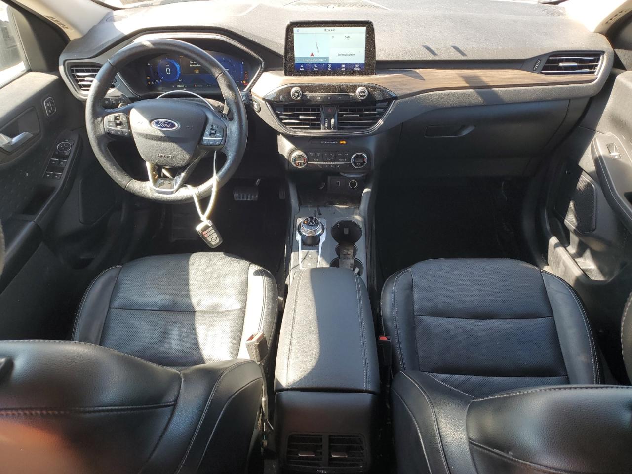 FORD ESCAPE TITANIUM