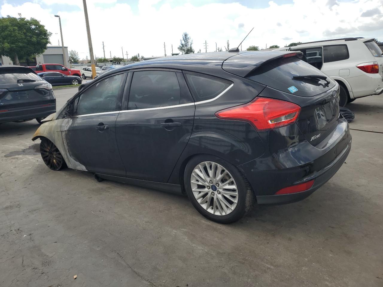 FORD FOCUS TITANIUM