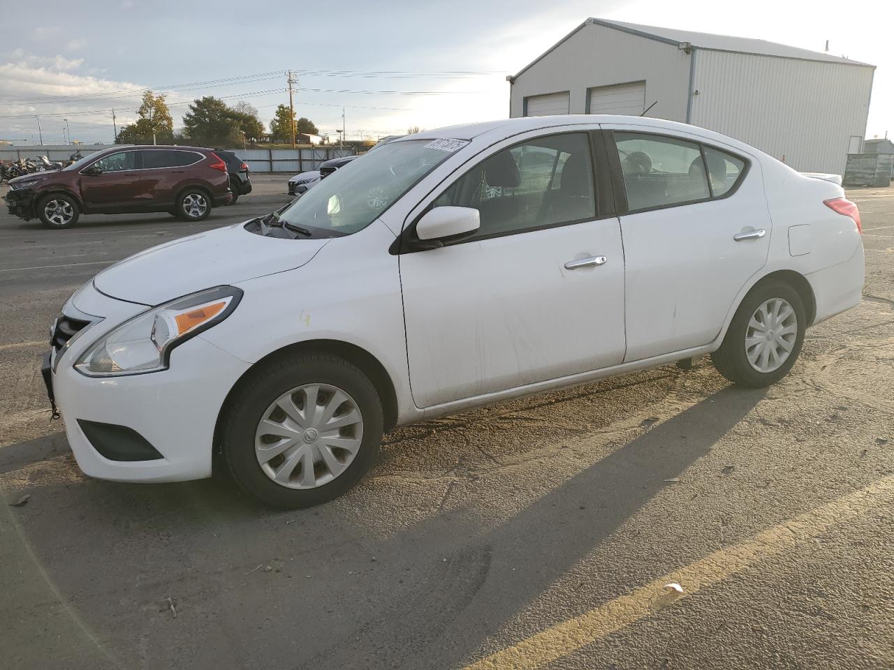 NISSAN VERSA S