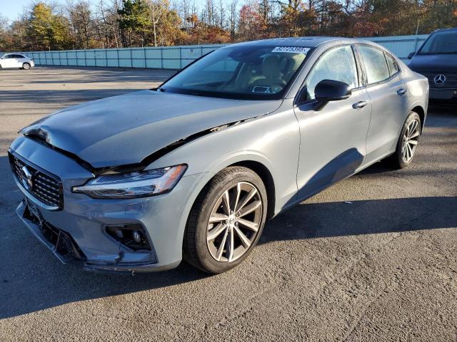 2022 VOLVO S60 B5 MOM 7JRL12FZ3NG179288