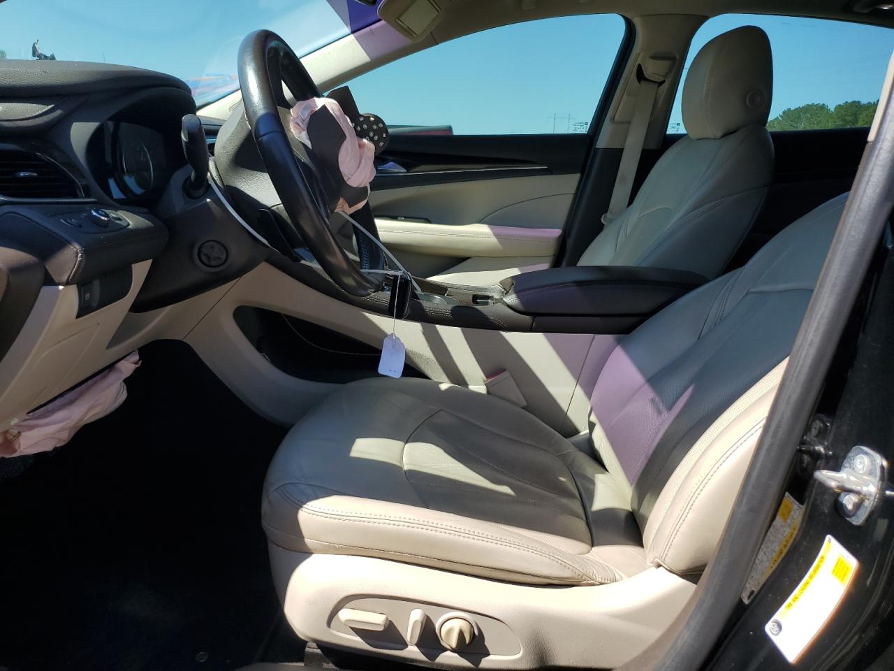 BUICK LACROSSE ESSENCE