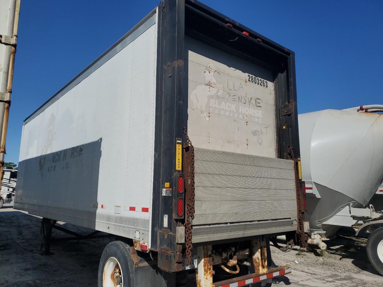 Lot #3279905256 2003 GREAT DANE UNKNOWN