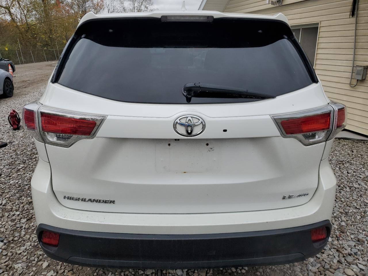 TOYOTA HIGHLANDER LE