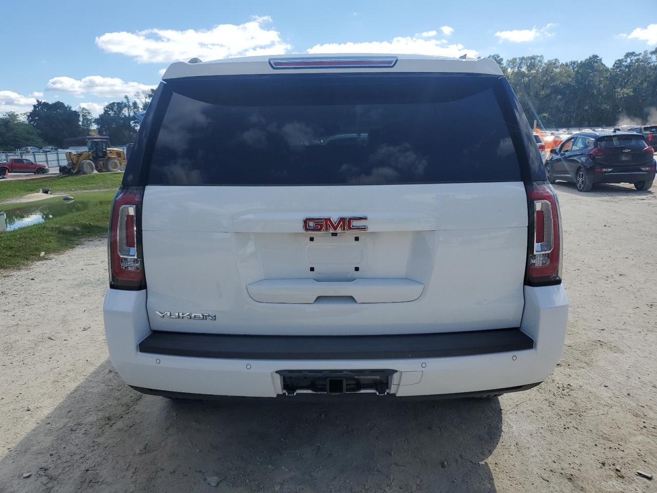 GMC YUKON SLT