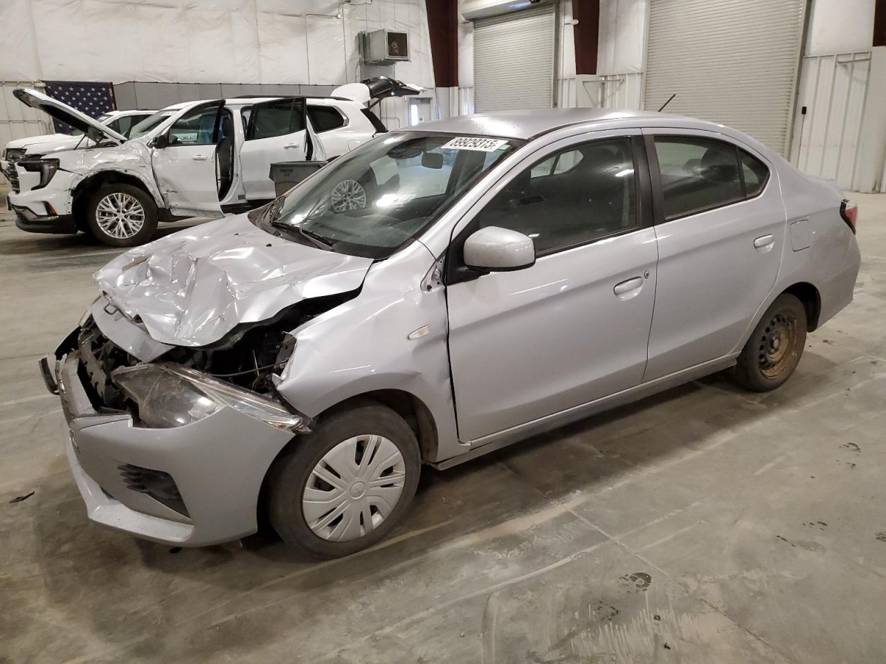 MITSUBISHI MIRAGE G4 ES