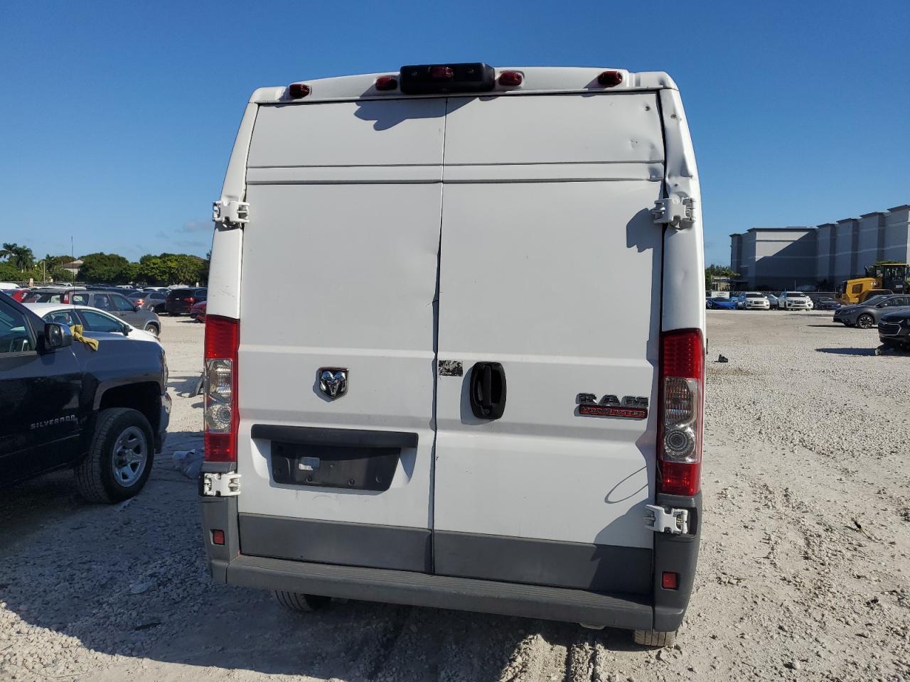 RAM PROMASTER 1500 HIGH