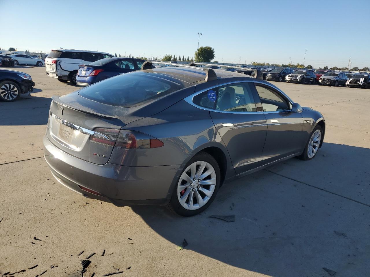 TESLA MODEL S