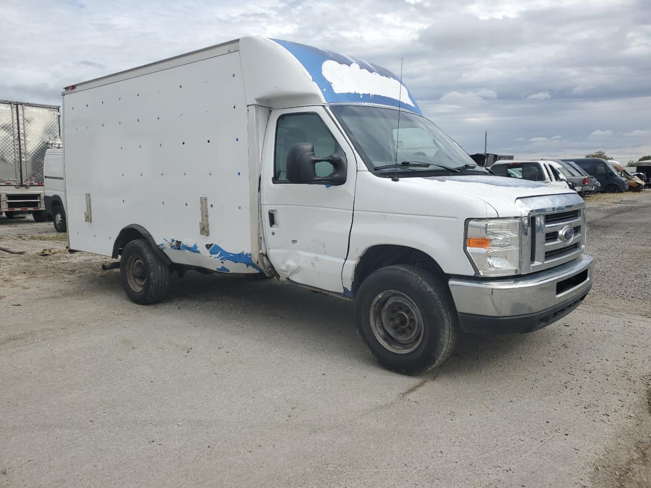 FORD ECONOLINE E350 SUPER DUTY CUTAWAY VAN