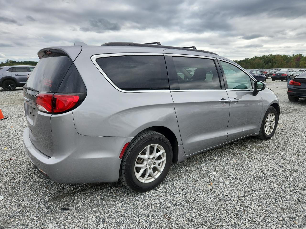 CHRYSLER PACIFICA TOURING L