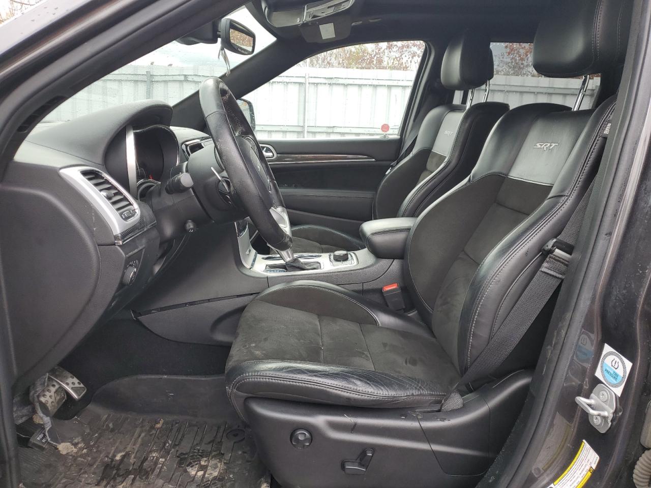 JEEP GRAND CHEROKEE SRT-8