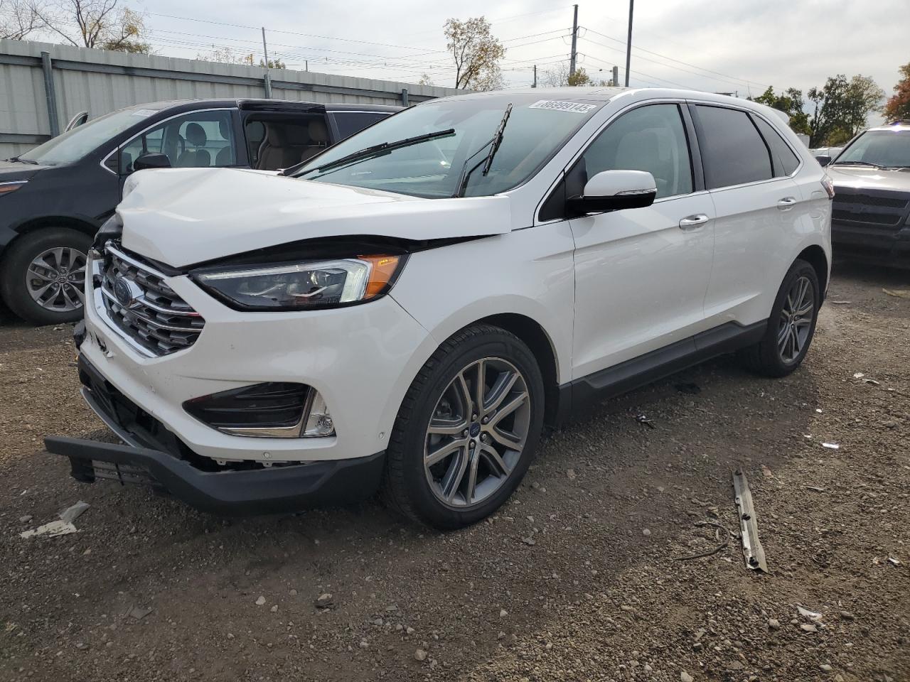 FORD EDGE TITANIUM