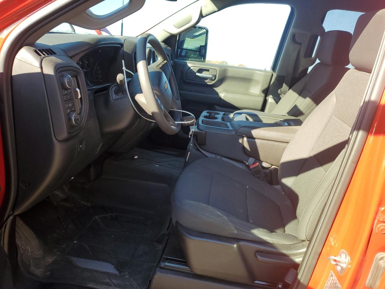 CHEVROLET SILVERADO K2500 CUSTOM