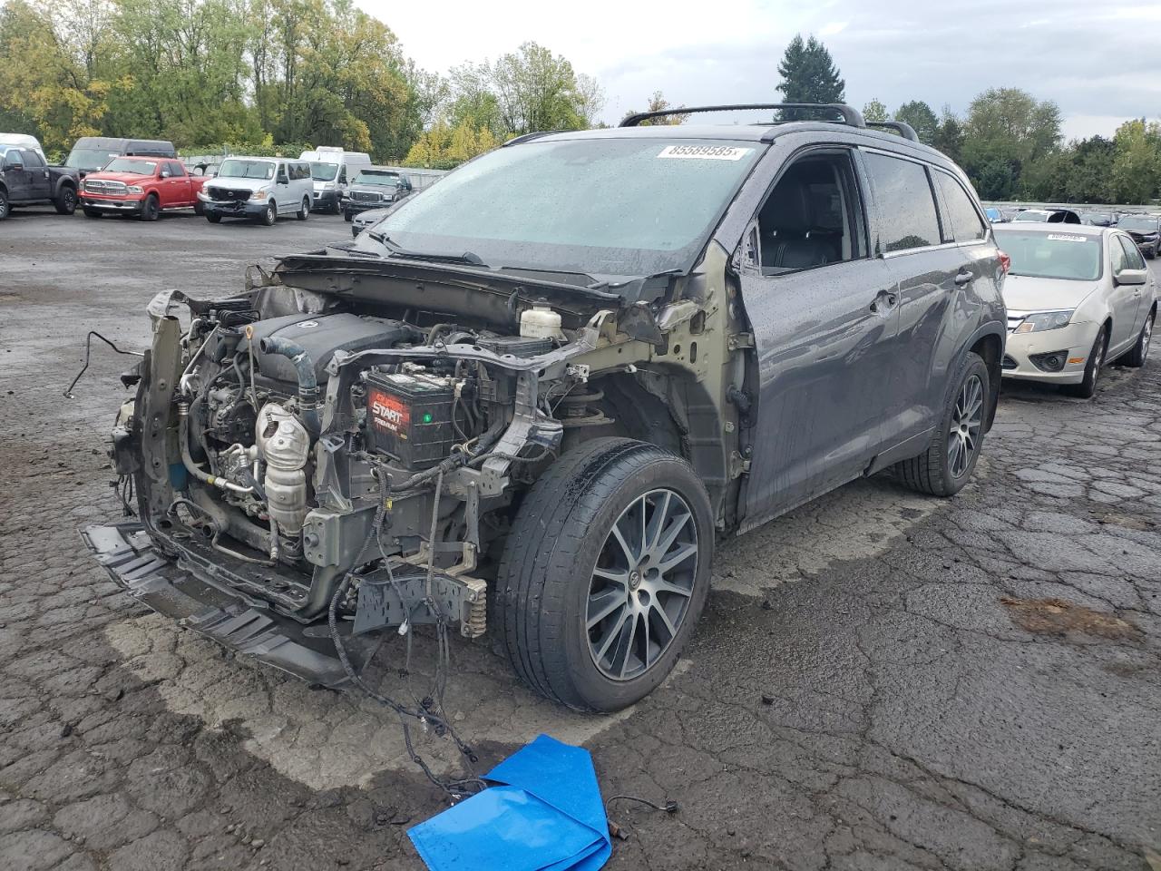 TOYOTA HIGHLANDER SE