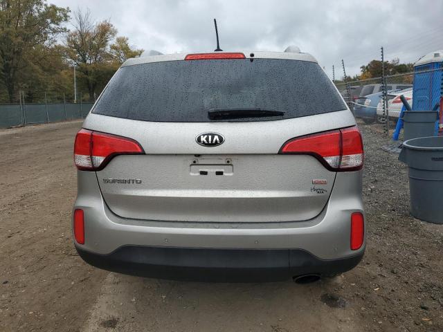 2015 KIA SORENTO LX - 5XYKTCA68FG603348