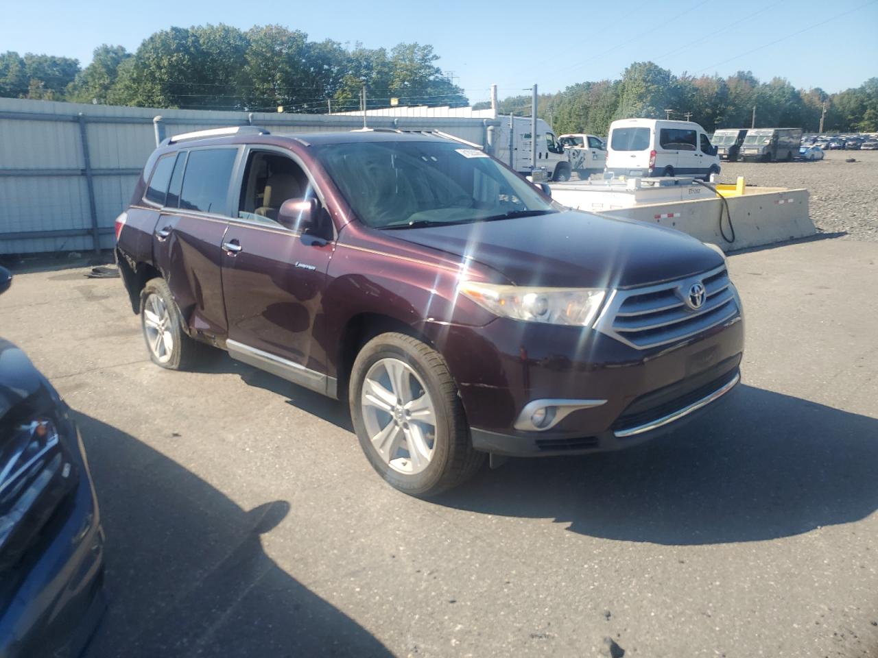 TOYOTA HIGHLANDER LIMITED