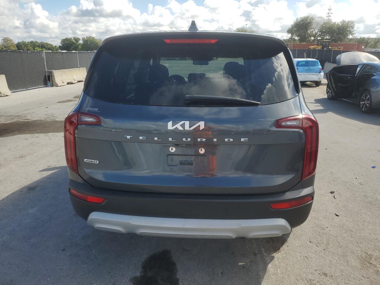 KIA TELLURIDE LX