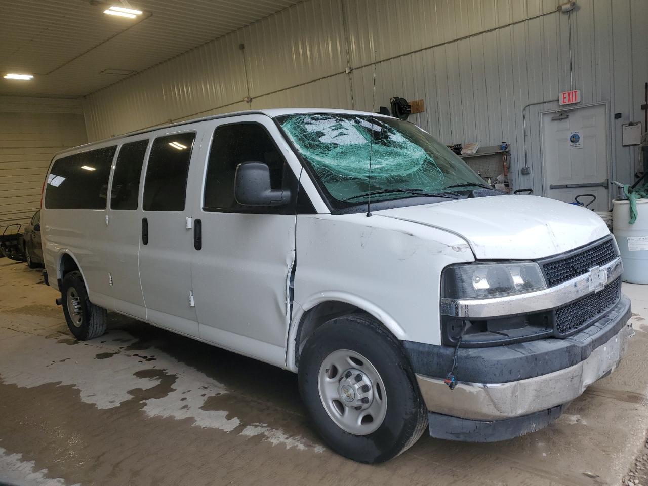 CHEVROLET EXPRESS LT