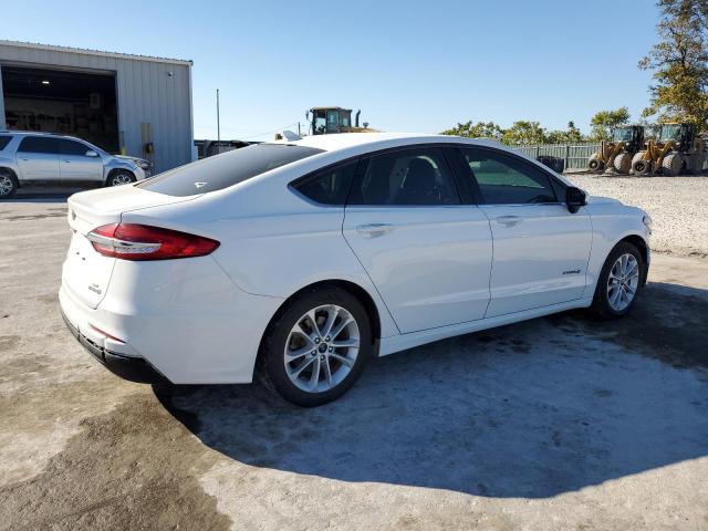 2019 FORD FUSION SE - 3FA6P0LU0KR220977