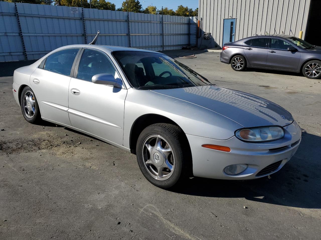 Lot #3280531128 2002 OLDSMOBILE AURORA 4.0
