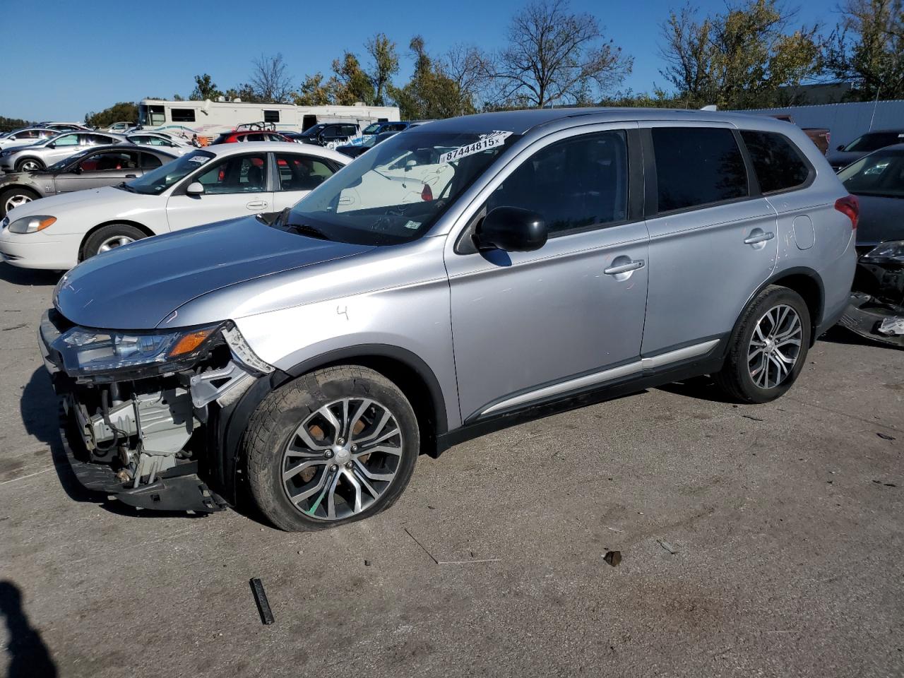 MITSUBISHI OUTLANDER ES