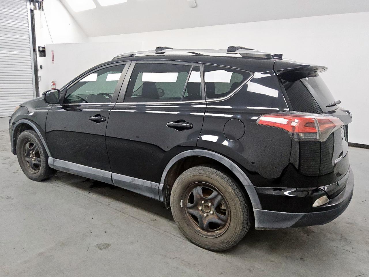 TOYOTA RAV4 LE