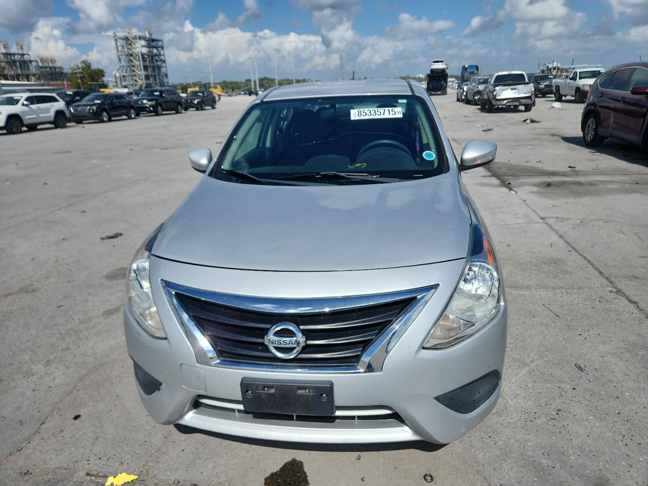 Lot #3316759409 2019 NISSAN VERSA S