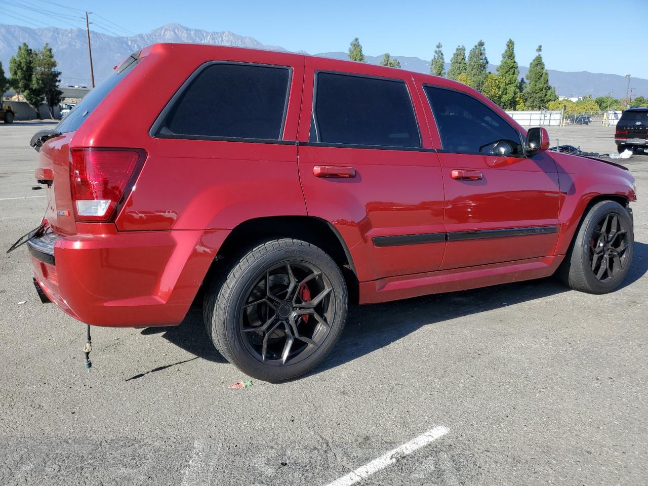 JEEP GRAND CHEROKEE SRT-8