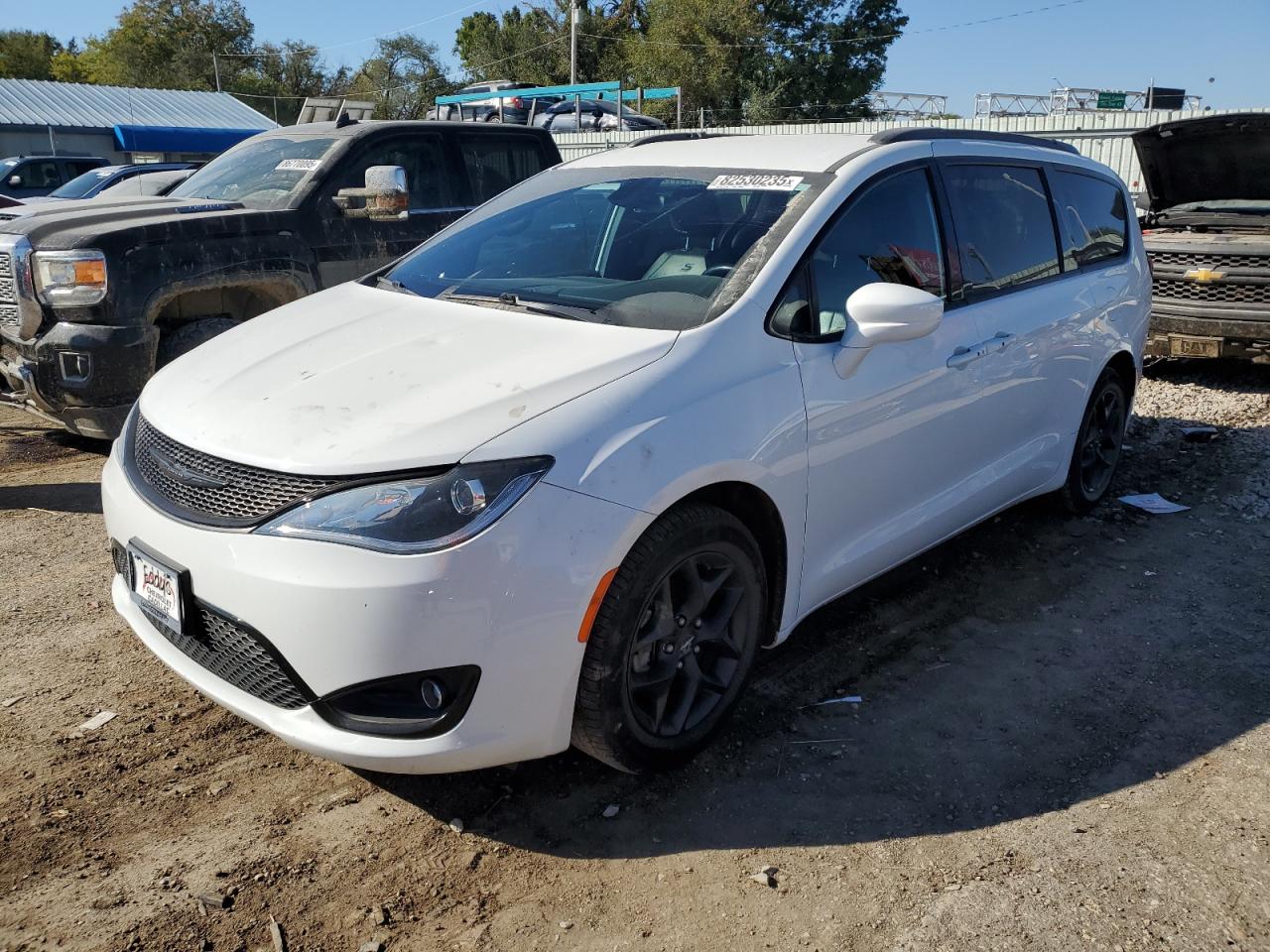 Lot #3289098371 2020 CHRYSLER PACIFICA TOURING L