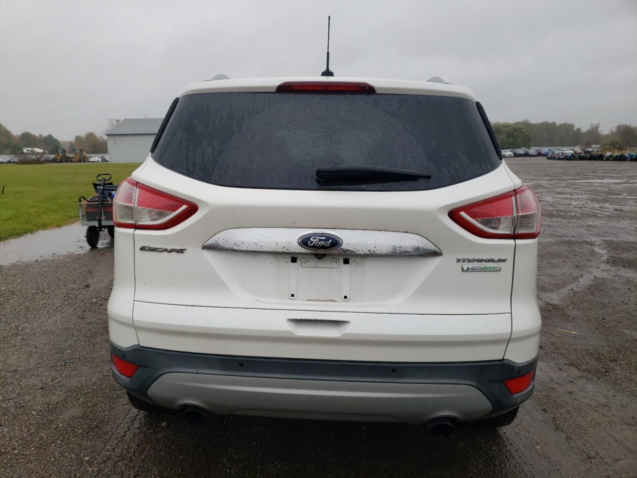 FORD ESCAPE TITANIUM