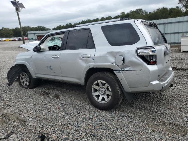 2016 TOYOTA 4RUNNER SR - JTEBU5JR4G5396305