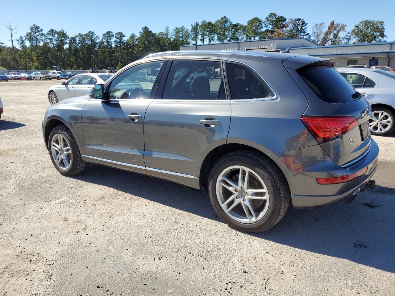 AUDI Q5 PREMIUM PLUS