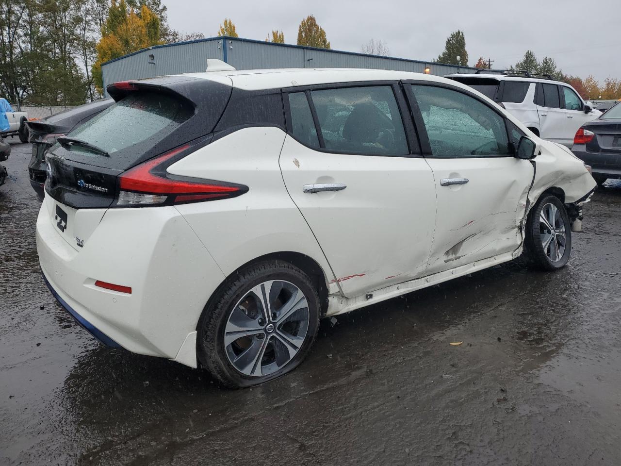 NISSAN LEAF SV PLUS