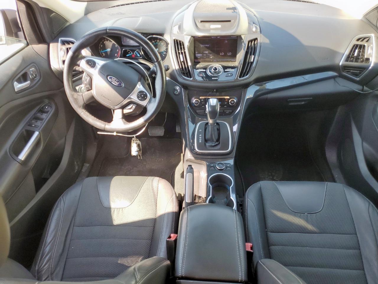 FORD ESCAPE TITANIUM