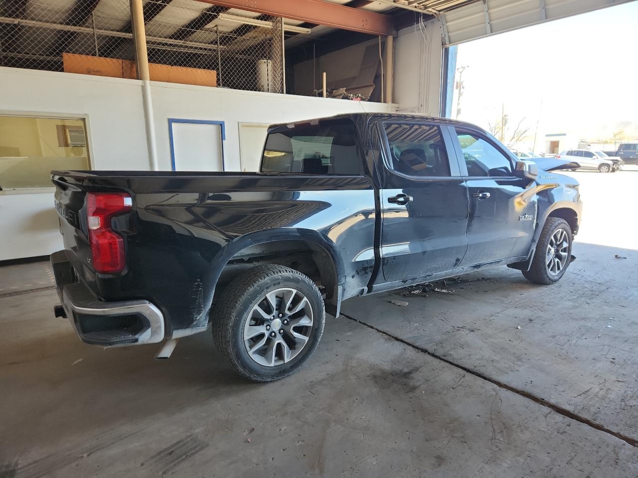 CHEVROLET SILVERADO C1500 LT